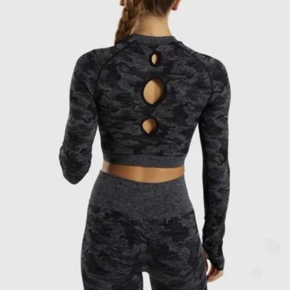 Gymshark Tops - Gymshark Adapt Camo Seamless Crop Top Long Sleeve Cutout Gray Black Size Small